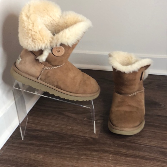 UGG Shoes - UGG Womens Foldable Ankle Boot Size 7 Tan